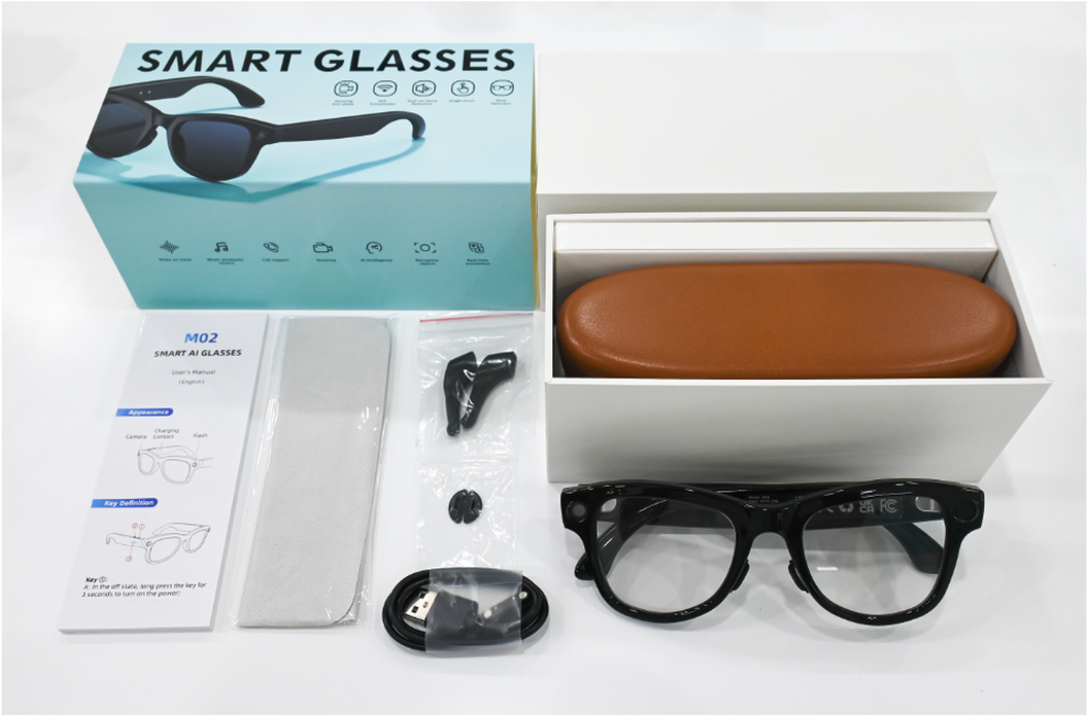 M02 Single-sided  physical button +  inductive wearing switch Temple: PC (matte/glossy), metal hinge Frame: PC (Matte/Gloss) Lenses: Color Changing Lenses